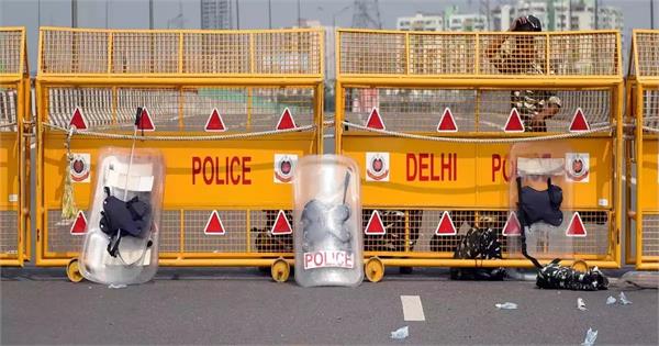 school  students  delhi police  security agency